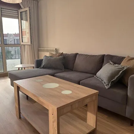 Apartamento Luminoso Con Plaza De Garaje *