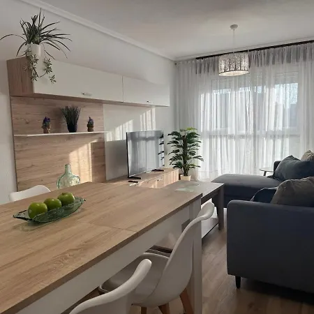 Luminoso Con Plaza De Garaje * Santander