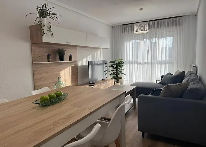 Luminoso Con Plaza De Garaje * Santander